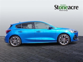 Used Ford Focus 2022 for sale - 76886636: Photo