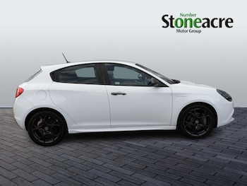 Used Alfa Romeo Giulietta 2017 for sale - 75990453: Photo 2