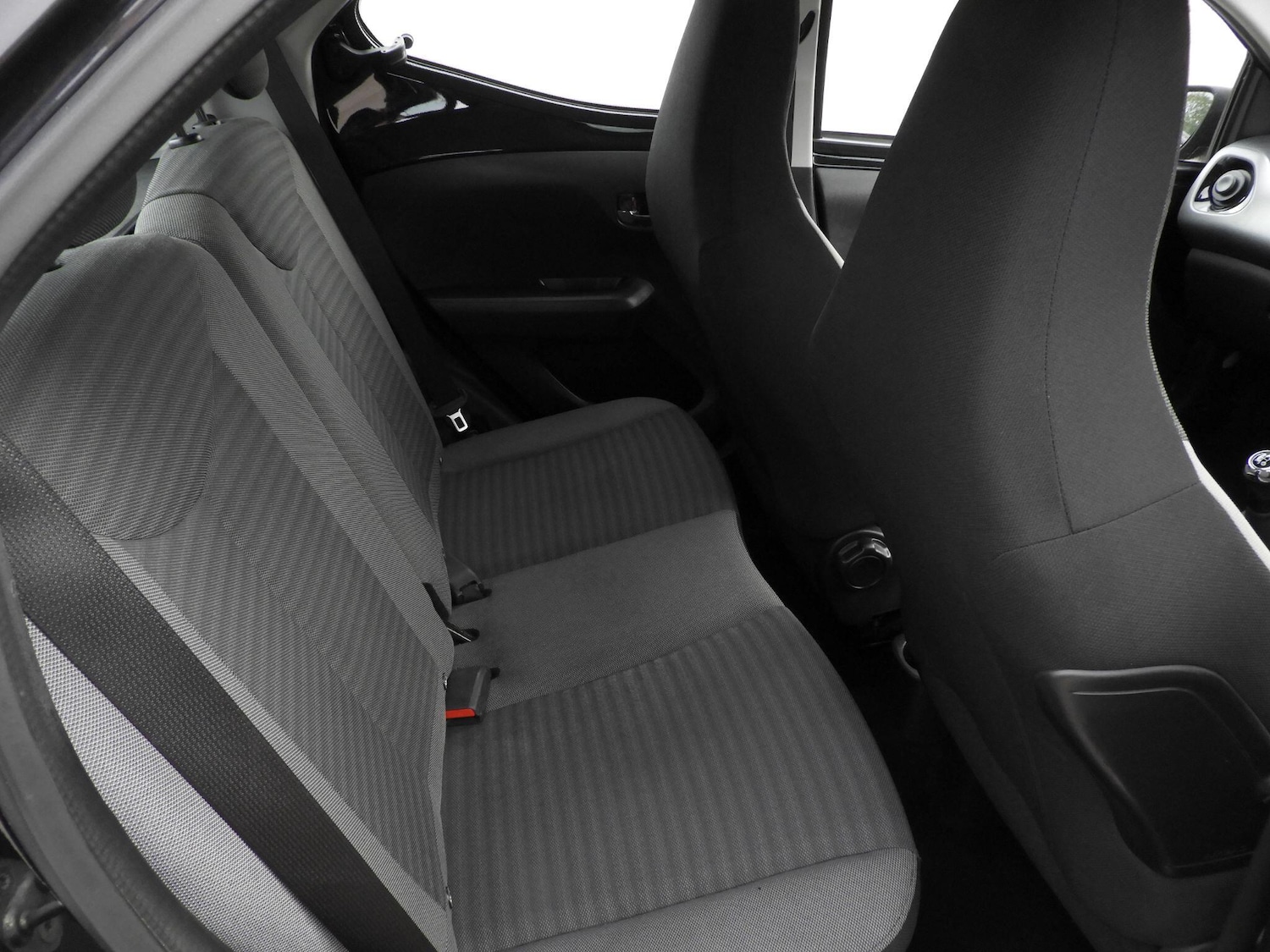 Used Toyota AYGO 2018 for sale - 76388544: Photo 20