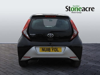 Used Toyota AYGO 2018 for sale - 76388544: Photo
