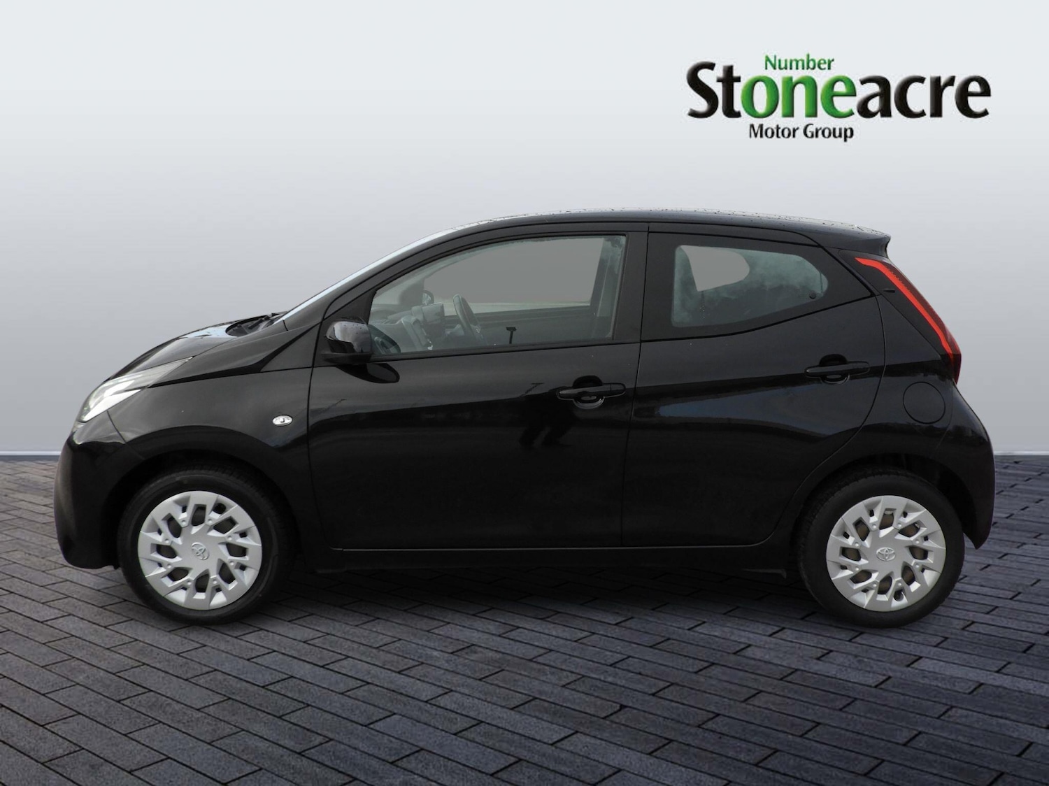 Used Toyota AYGO 2018 for sale - 76388544: Photo 6