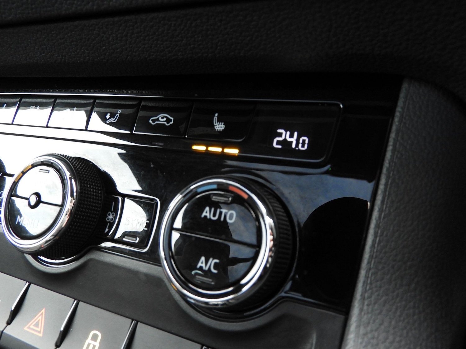 Used Skoda Karoq 2024 for sale - 76866493: Photo 24