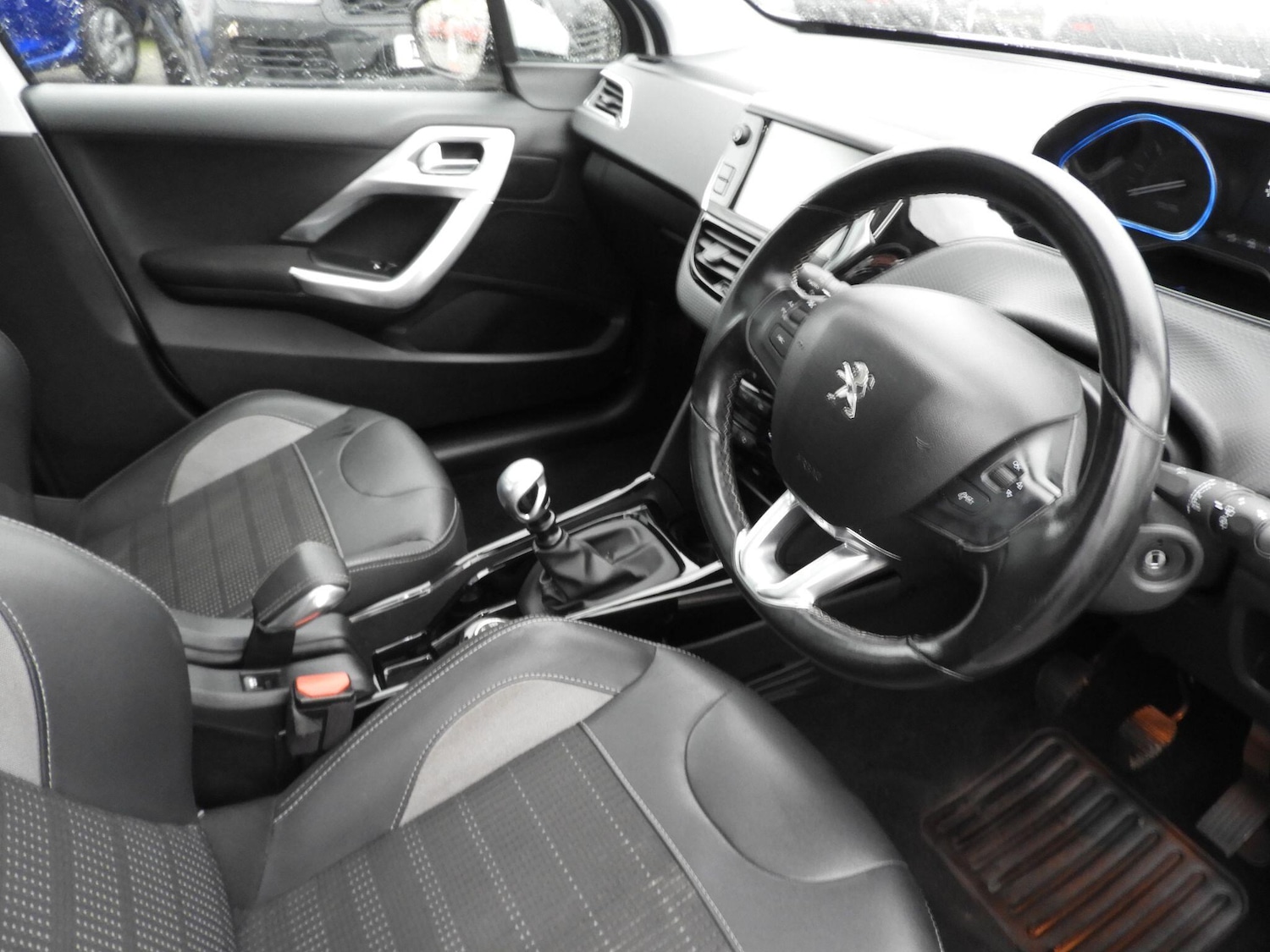 Used Peugeot 2008 2019 for sale - 77290990: Photo 11