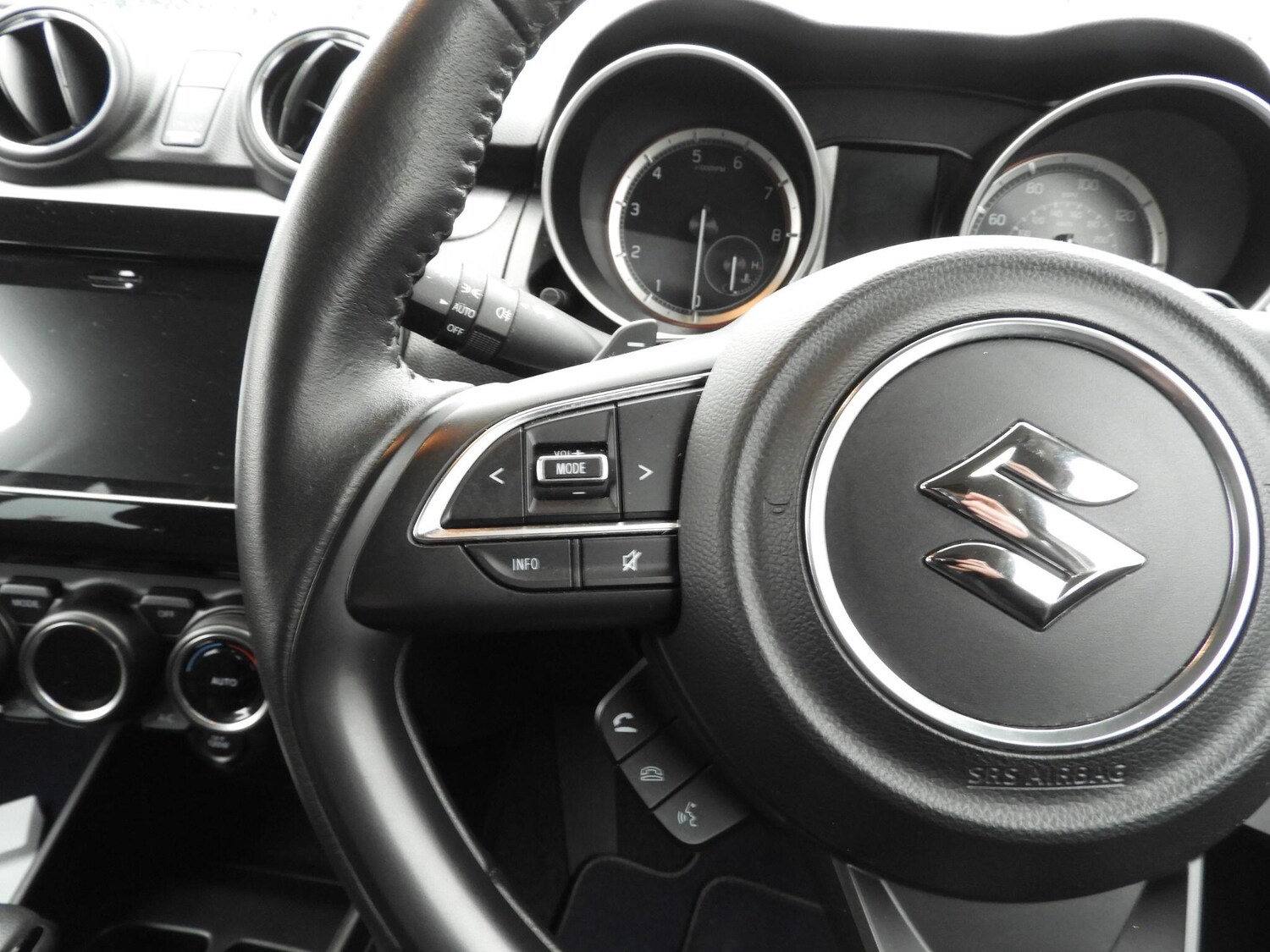 Used Suzuki Swift for sale - 77425350: Photo 18