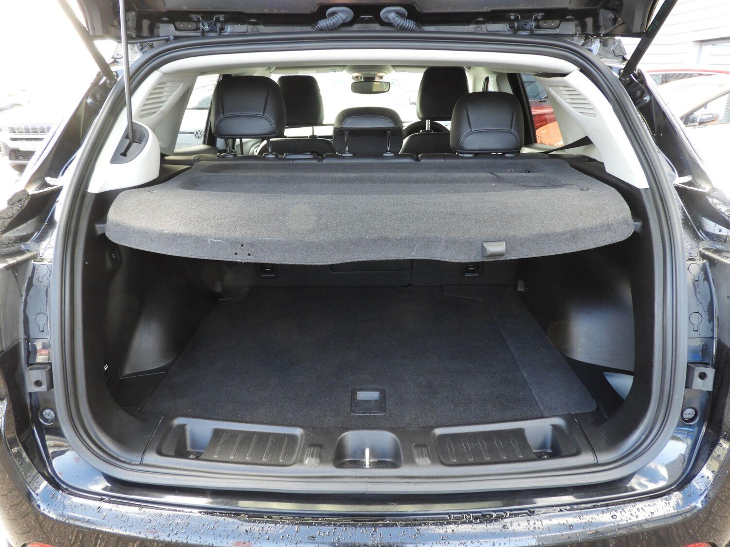 Used Jeep Compass 2023 for sale - 78034416: Photo 11