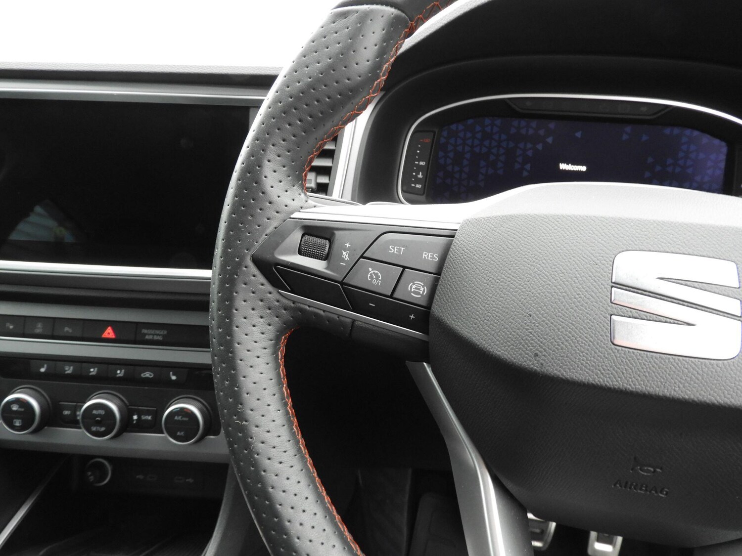 Used SEAT Ateca for sale - 77424772: Photo 24