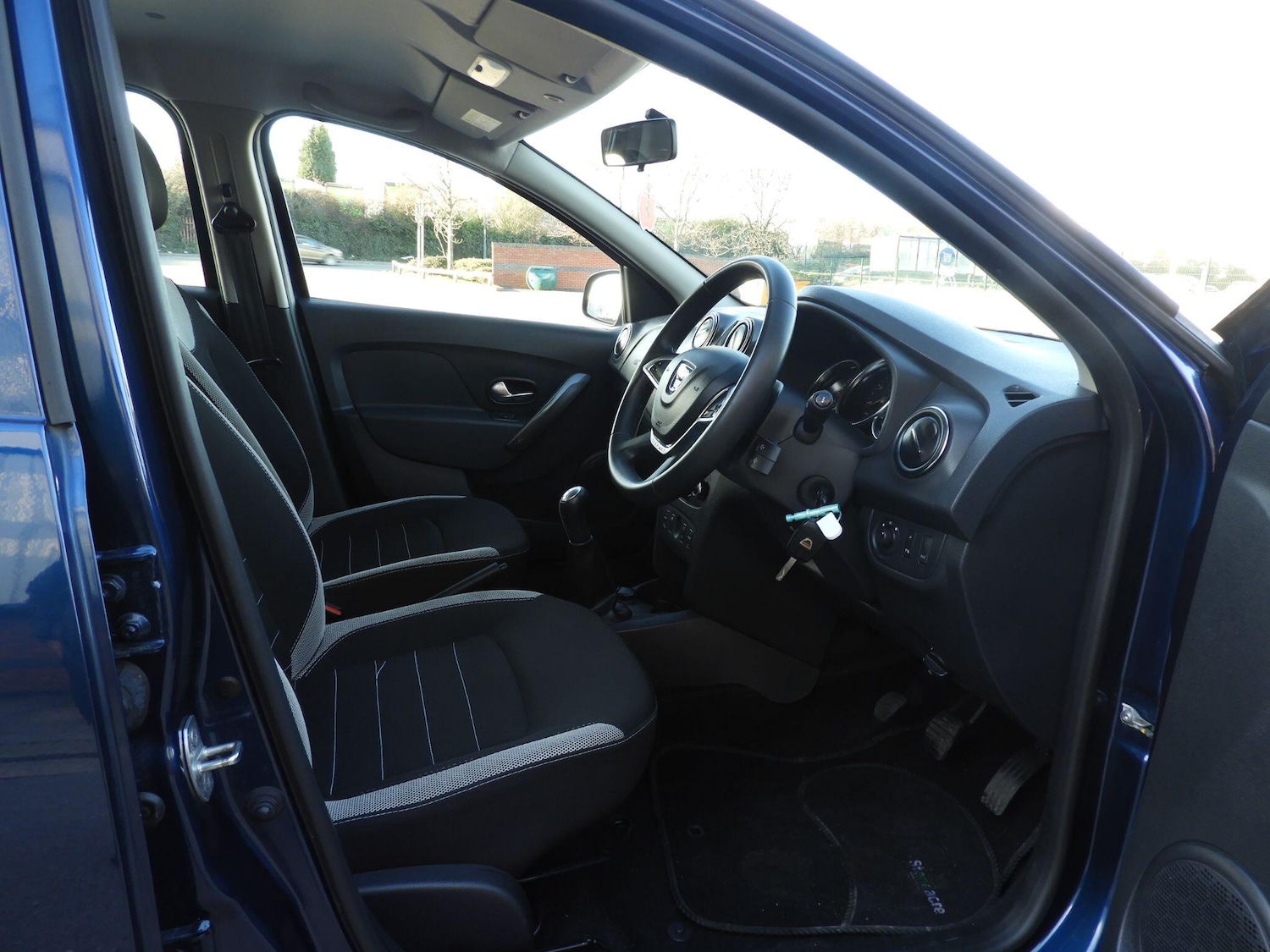 Used Dacia Sandero Stepway 2019 for sale - 76899260: Photo 11