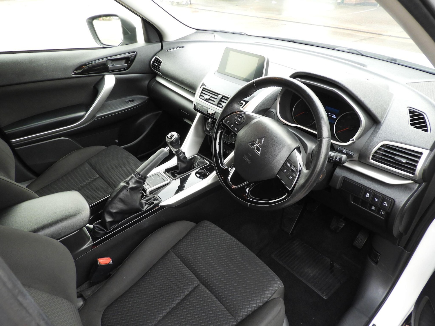 Used Mitsubishi Eclipse Cross 2020 for sale - 76728825: Photo 11