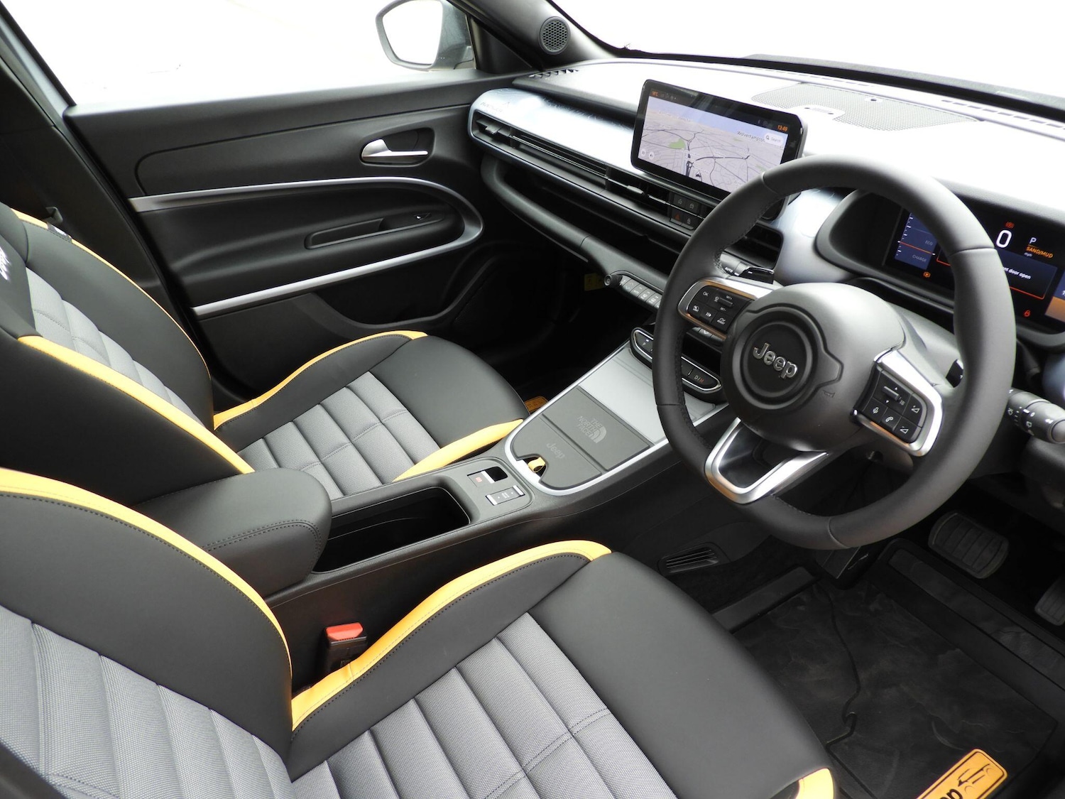 Used Jeep Avenger 2025 for sale - 76085432: Photo 11