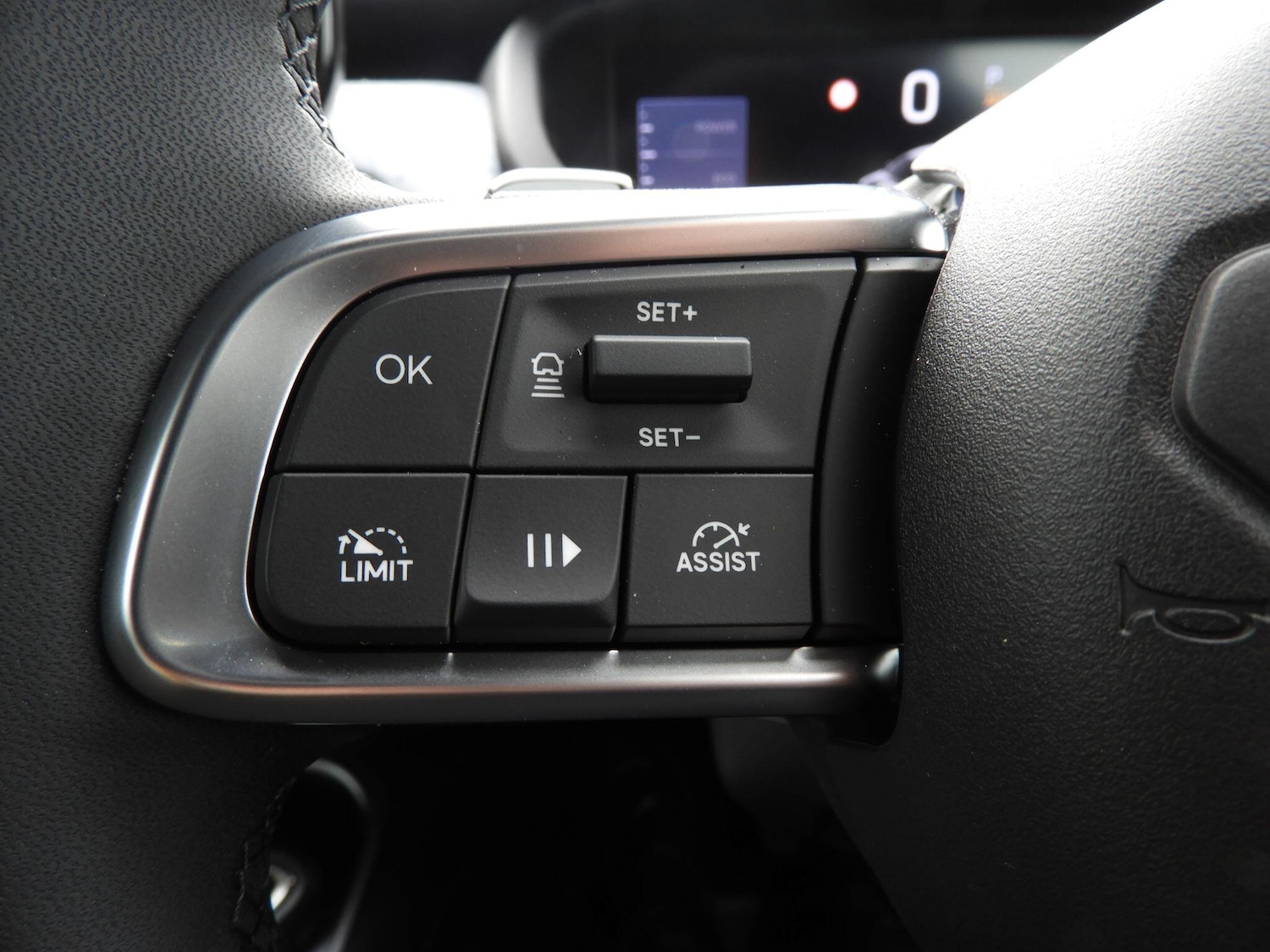Used Jeep Avenger 2025 for sale - 76085432: Photo 27
