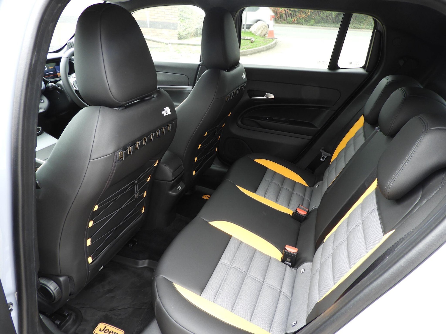 Used Jeep Avenger 2025 for sale - 76085432: Photo 31
