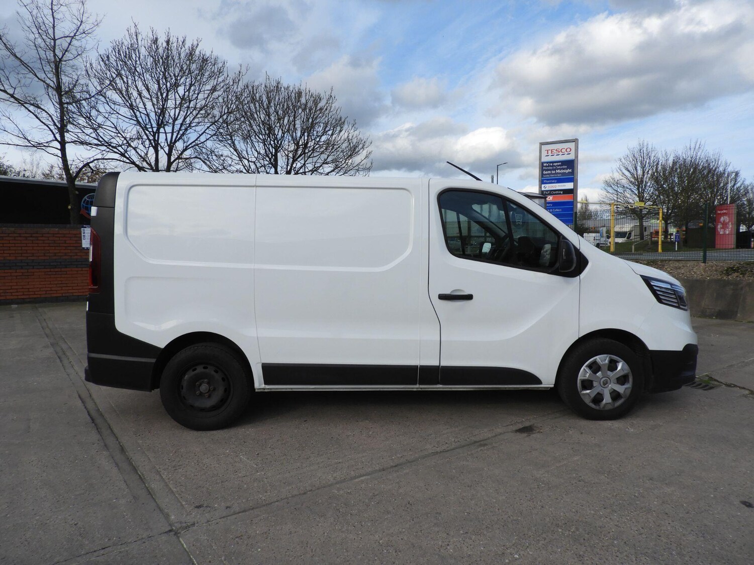 Used Renault Trafic for sale - 77722801: Photo 2