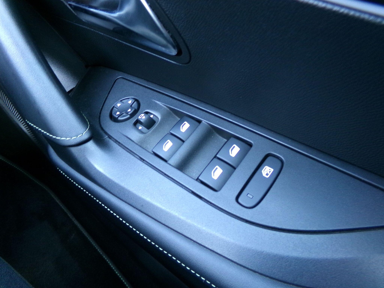 Used Peugeot 2008 2020 for sale - 78171526: Photo 16