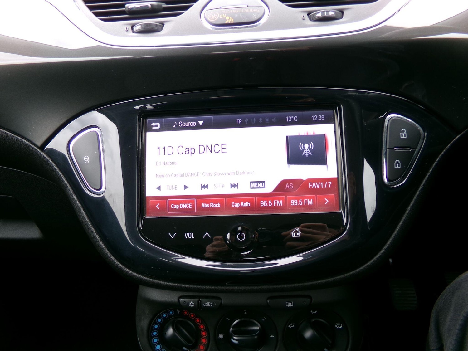 Used Vauxhall Corsa 2015 for sale - 78100756: Photo 13