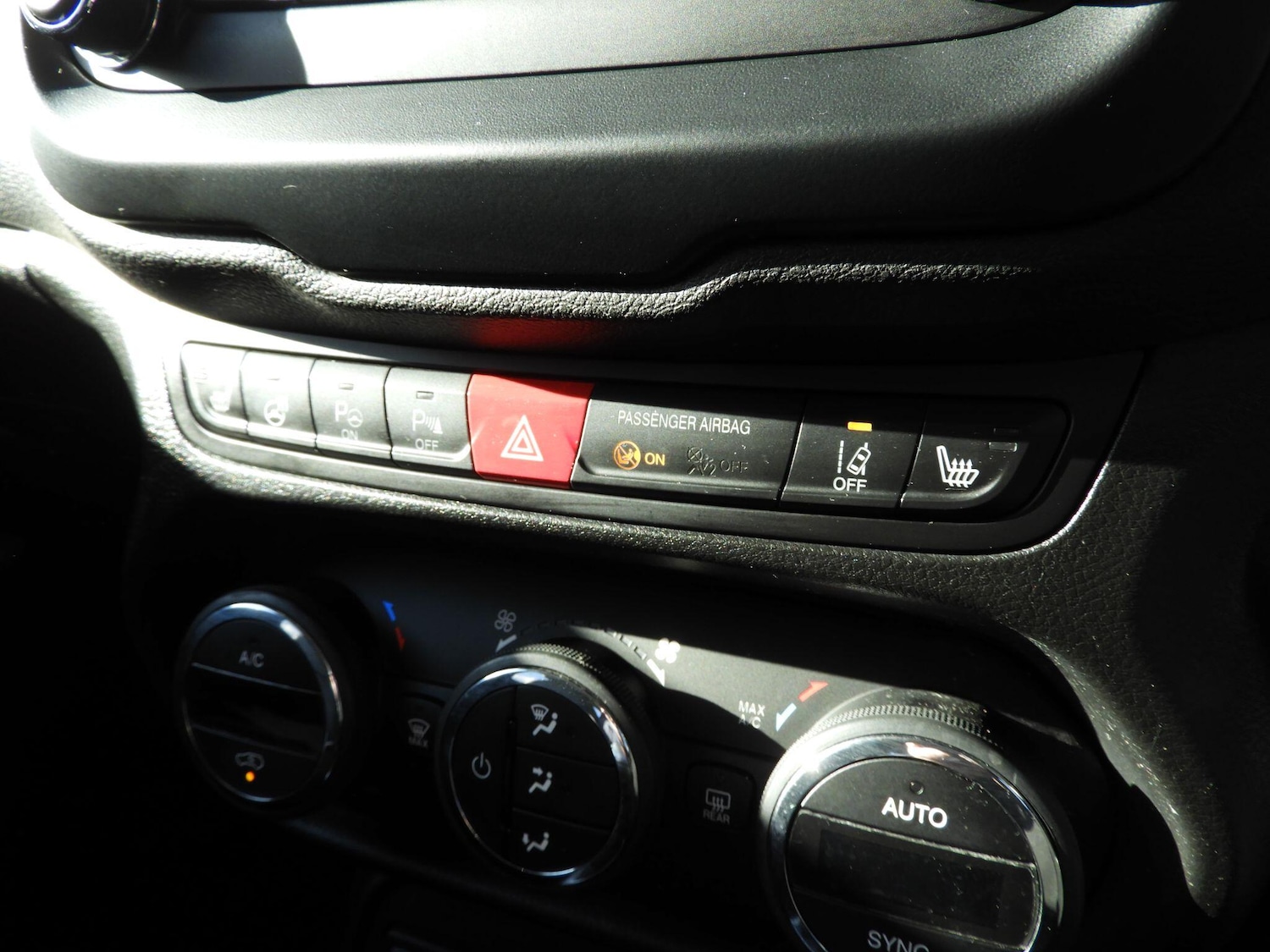 Used Jeep Renegade 2016 for sale - 76440664: Photo 22