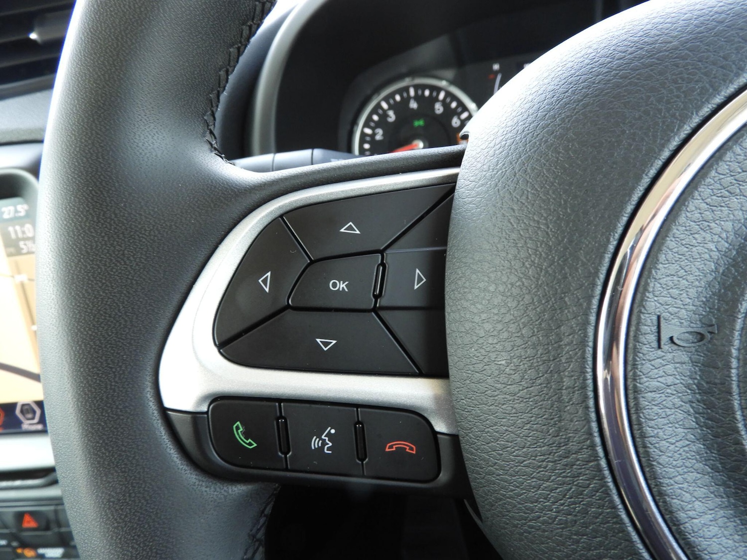 Used Jeep Renegade 2021 for sale - 77131231: Photo 17