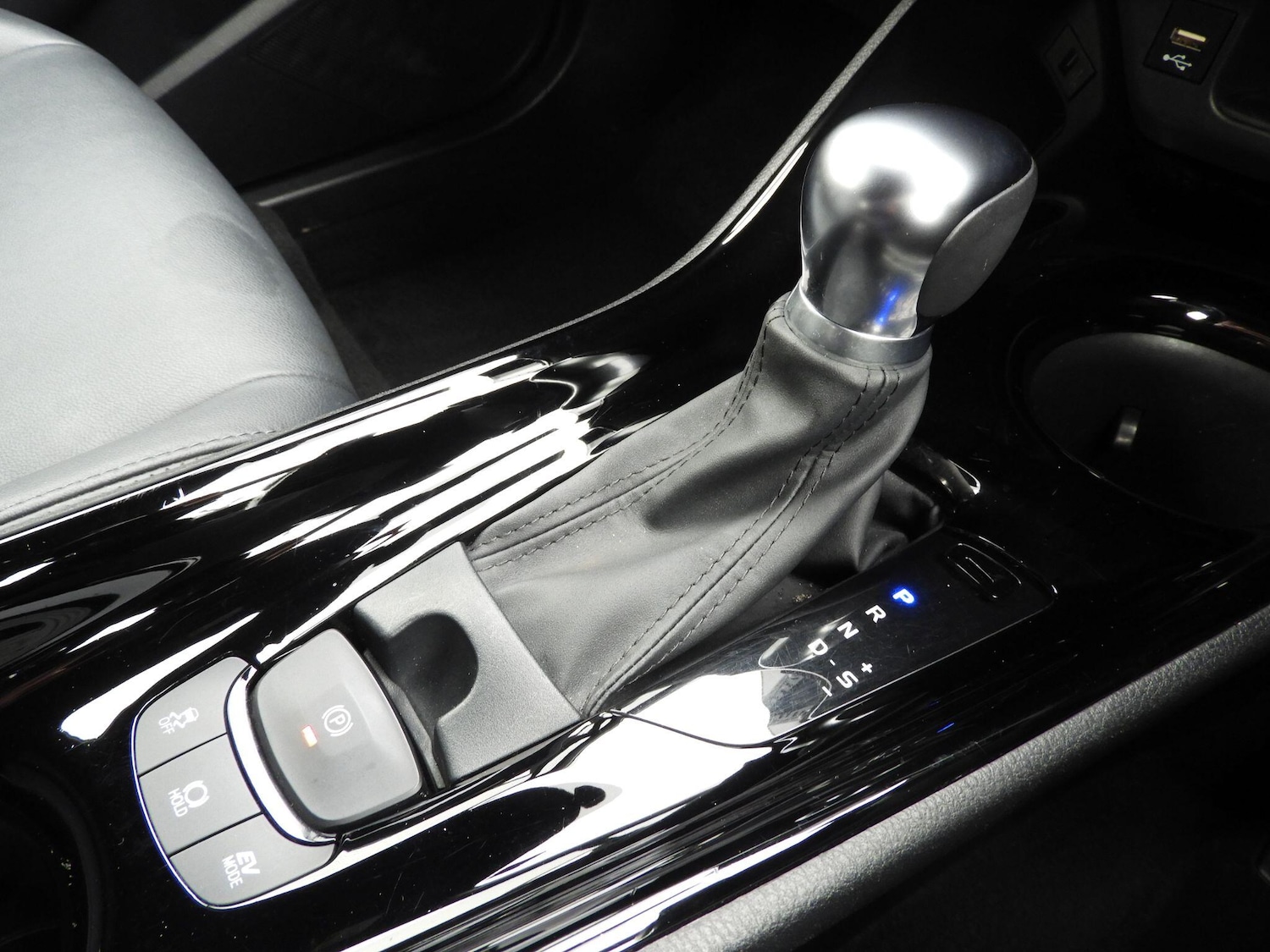 Used Toyota C-HR for sale - 77598585: Photo 20