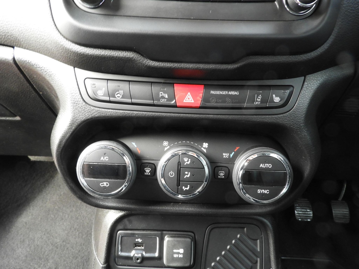 Used Jeep Renegade 2016 for sale - 77120514: Photo 15