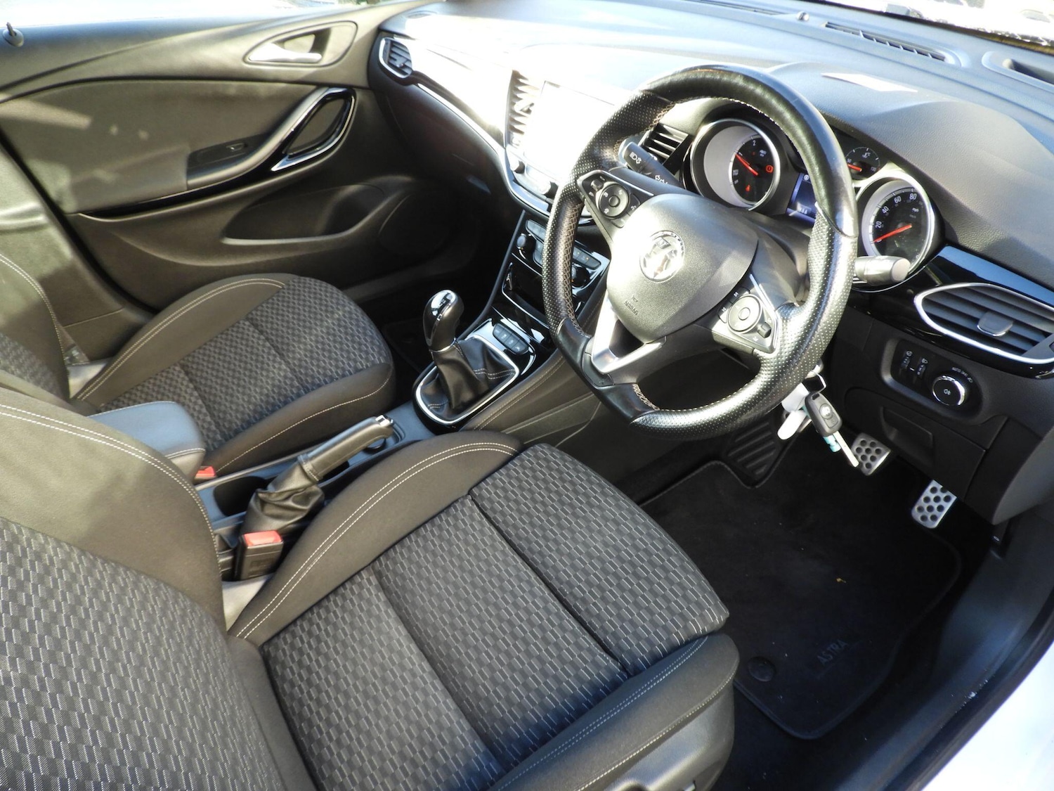 Used Vauxhall Astra 2019 for sale - 76715494: Photo 10