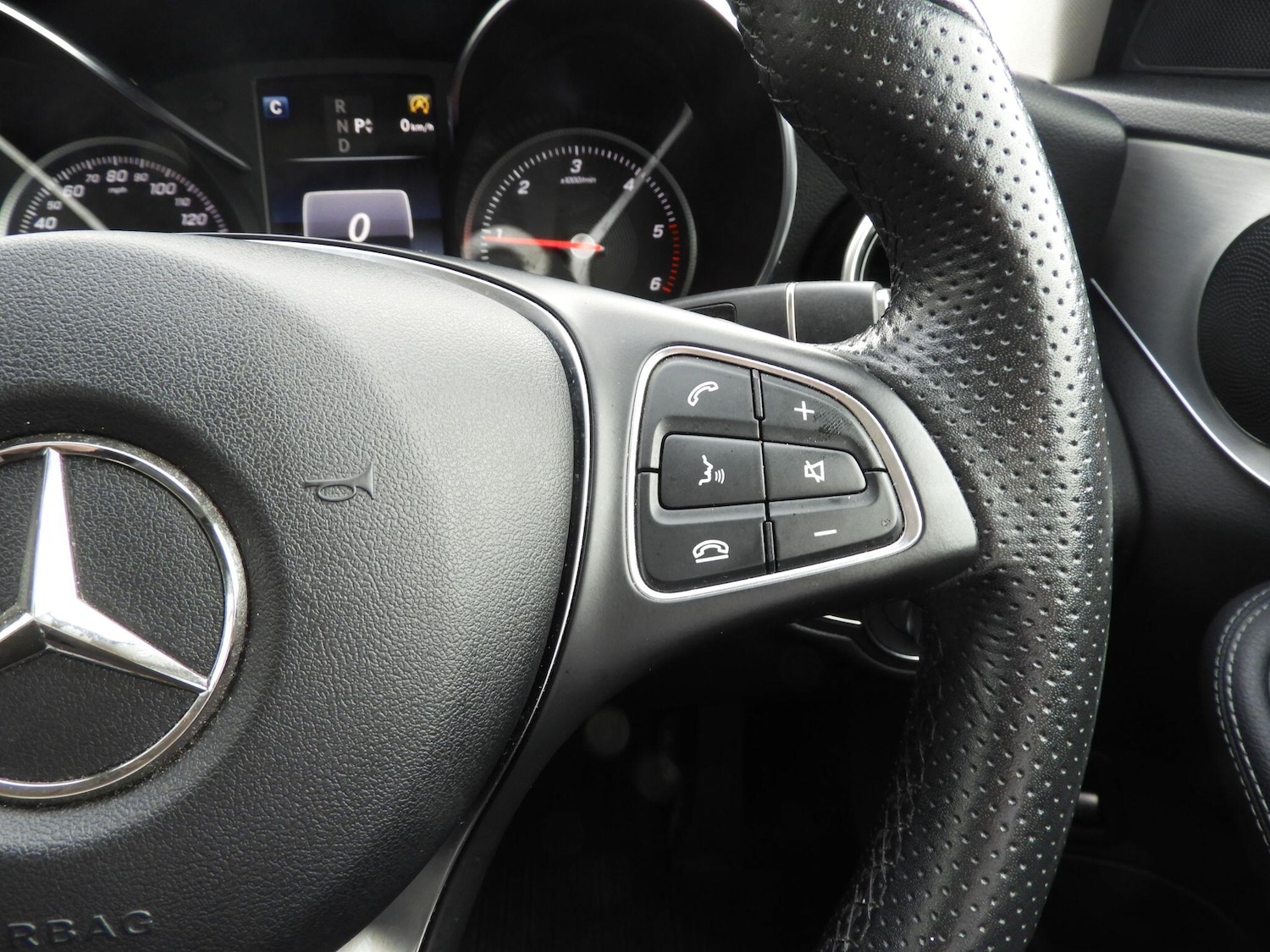 Used Mercedes-Benz C Class 2018 for sale - 77838957: Photo 19