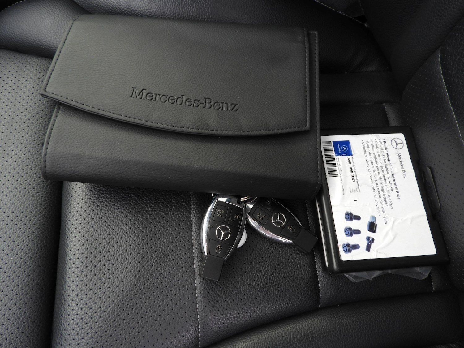 Used Mercedes-Benz C Class 2018 for sale - 77838957: Photo 27