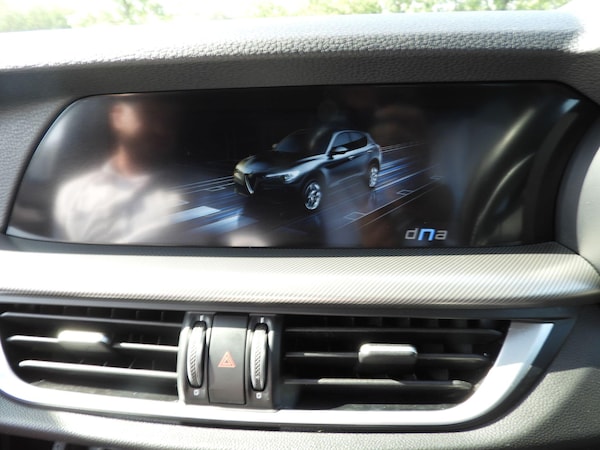 Used Alfa Romeo Stelvio 2022 for sale - 75577941: Photo 16