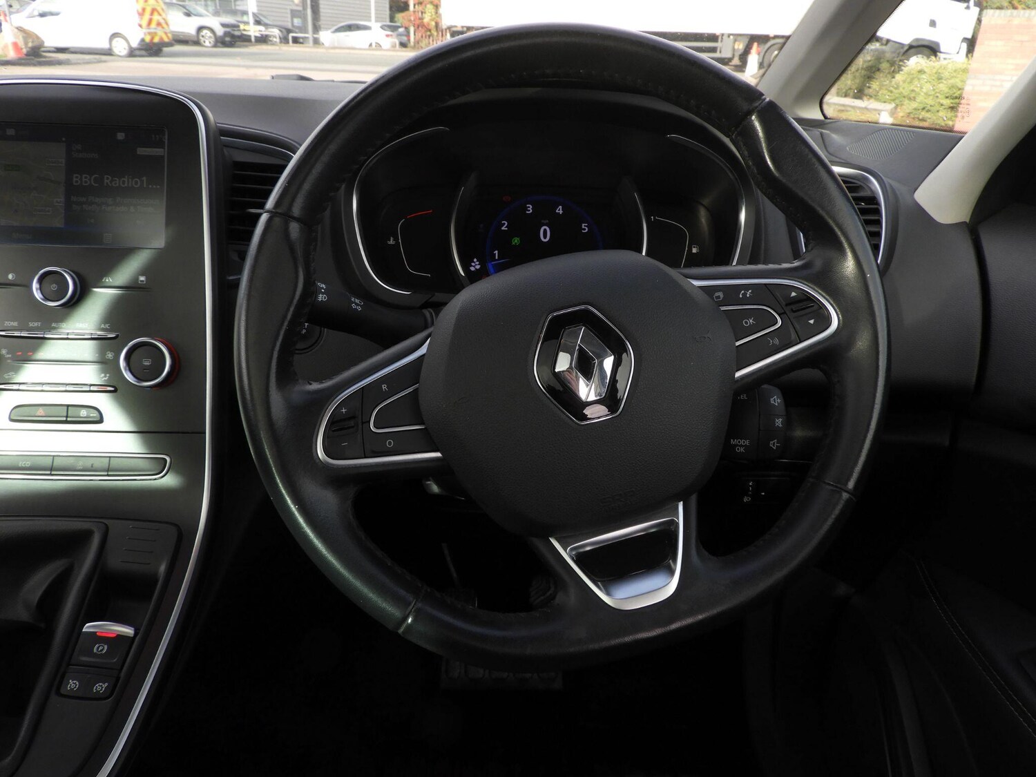 Used Renault Grand Scenic 2019 for sale - 76388146: Photo 15