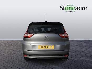 Used Renault Grand Scenic 2019 for sale - 76388146: Photo