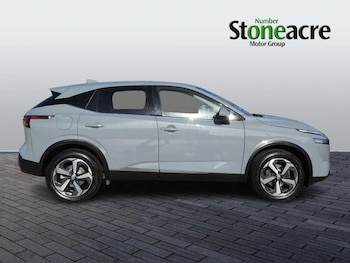 Used Nissan Qashqai 2022 for sale - 77909404: Photo