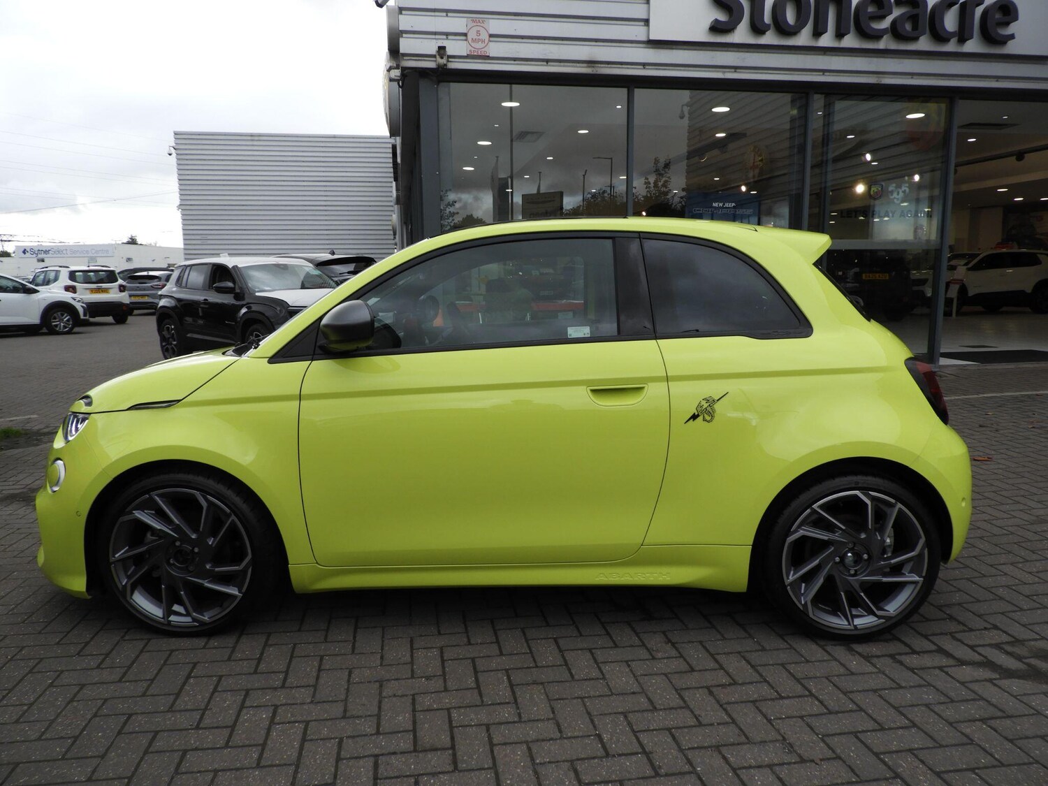 Used Abarth 500 2025 for sale - 76214280: Photo 6