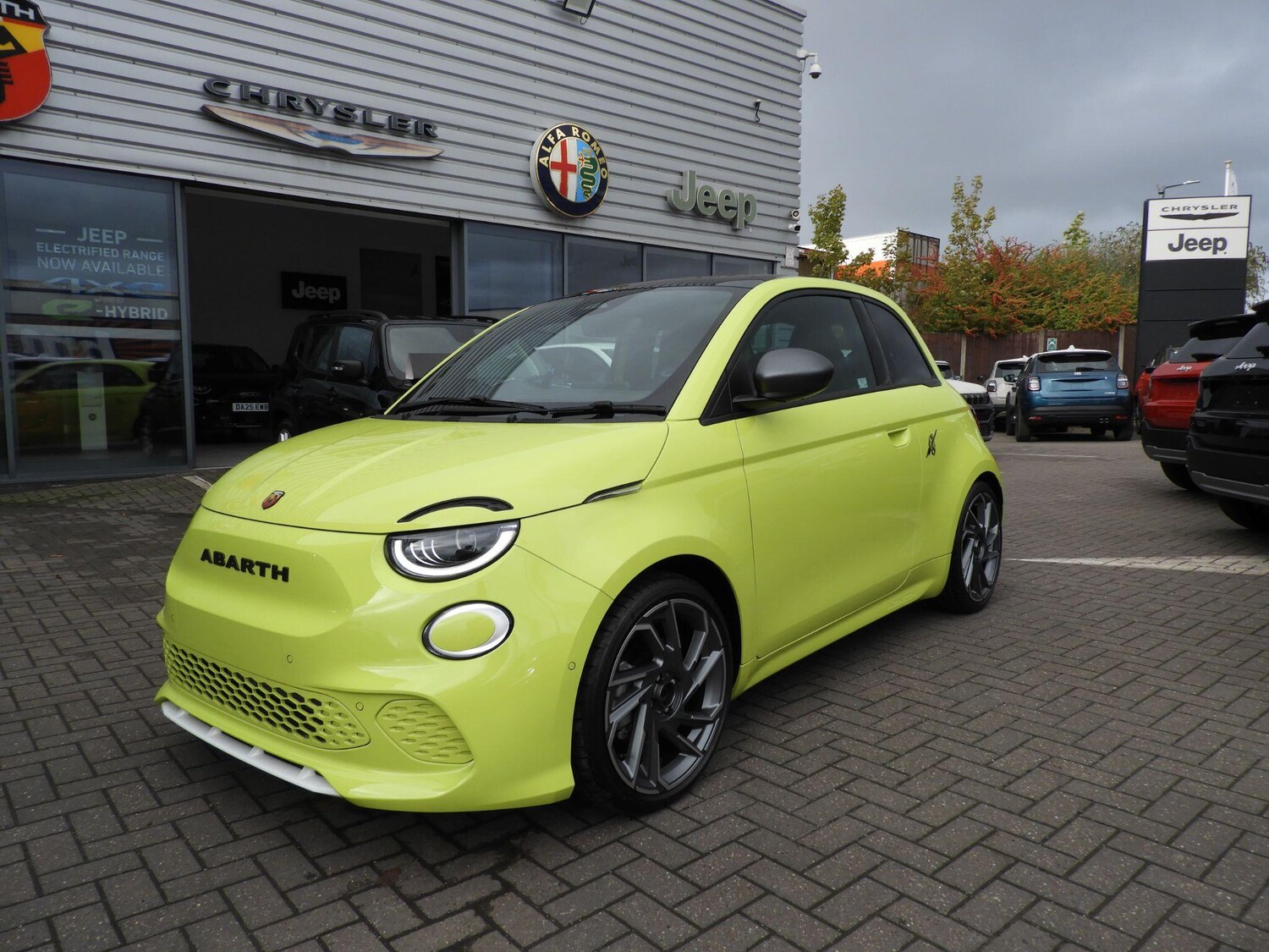 Used Abarth 500 2025 for sale - 76214280: Photo 7