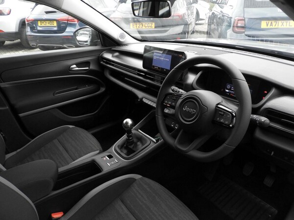 Used Jeep Avenger 2025 for sale - 76215031: Photo 11