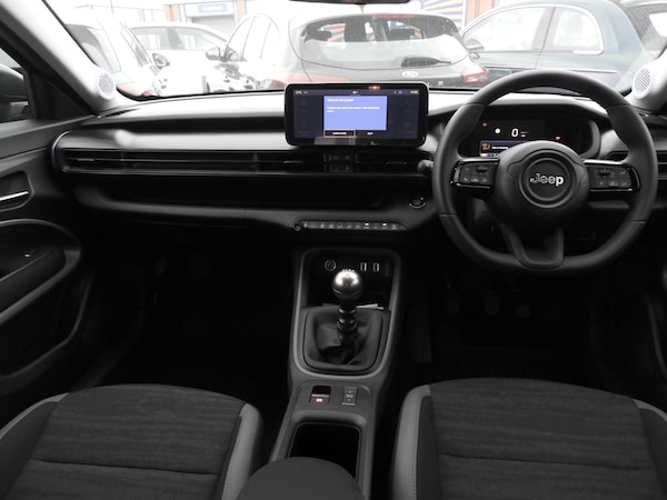 Used Jeep Avenger 2025 for sale - 76227600: Photo 12