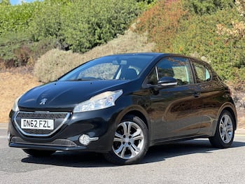 Used Peugeot 208 2012 for sale - 79711910: Photo