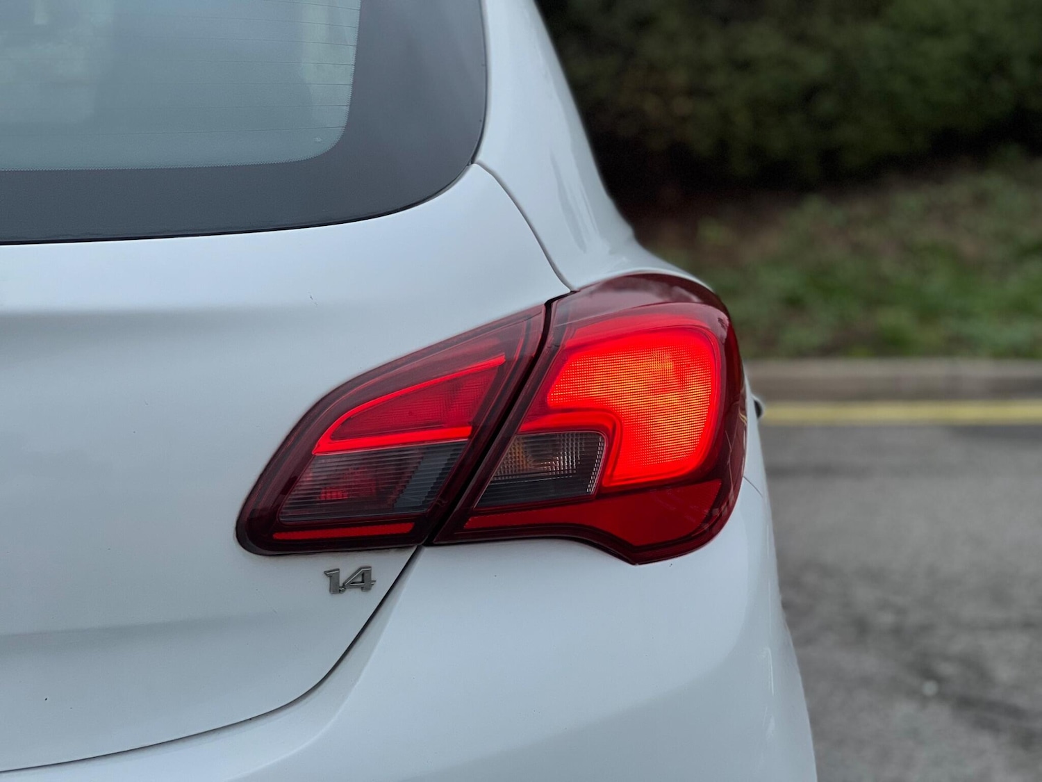 Used Vauxhall Corsa 2016 for sale - 77040271: Photo 10