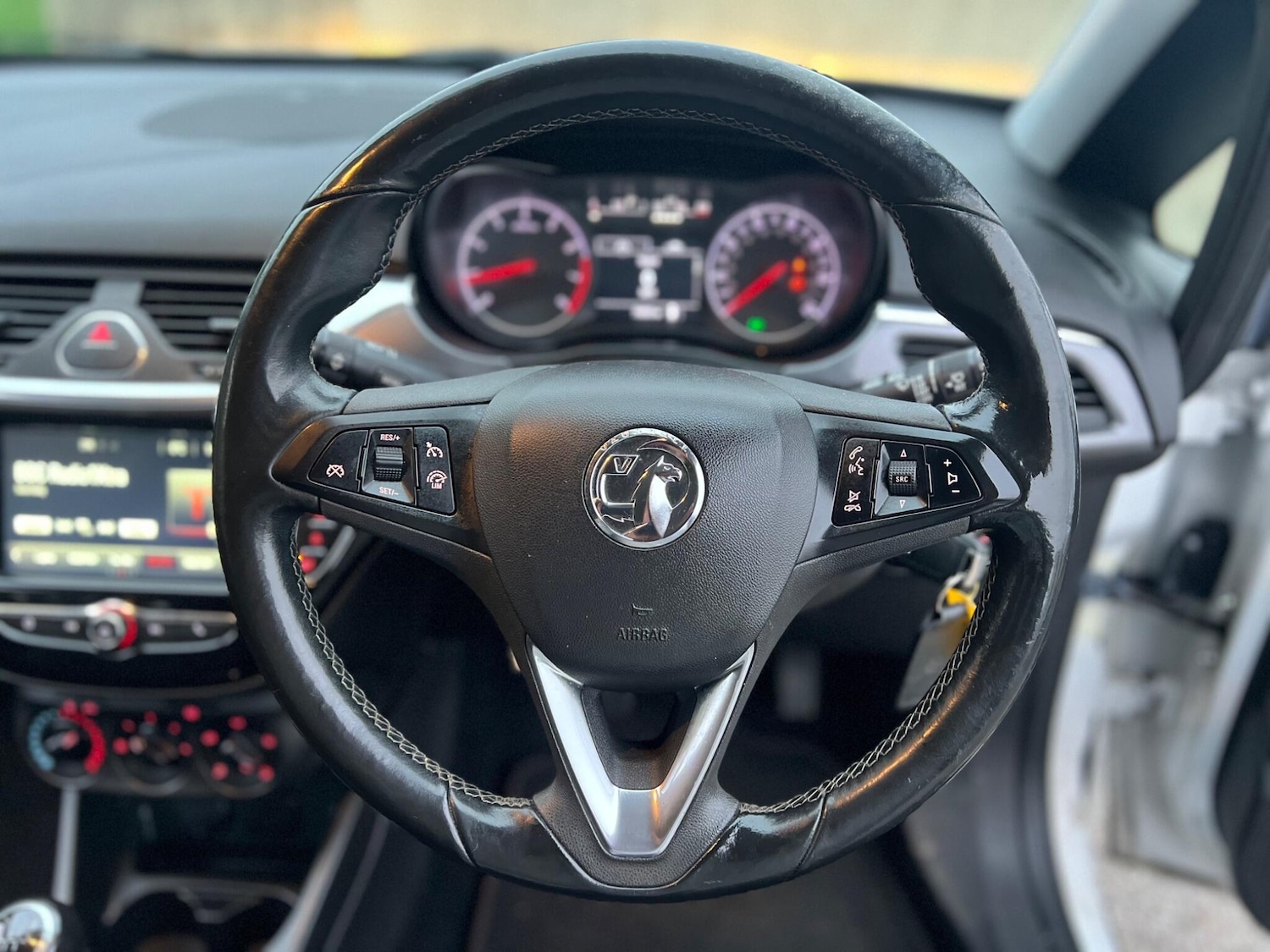 Used Vauxhall Corsa 2016 for sale - 77040271: Photo 5