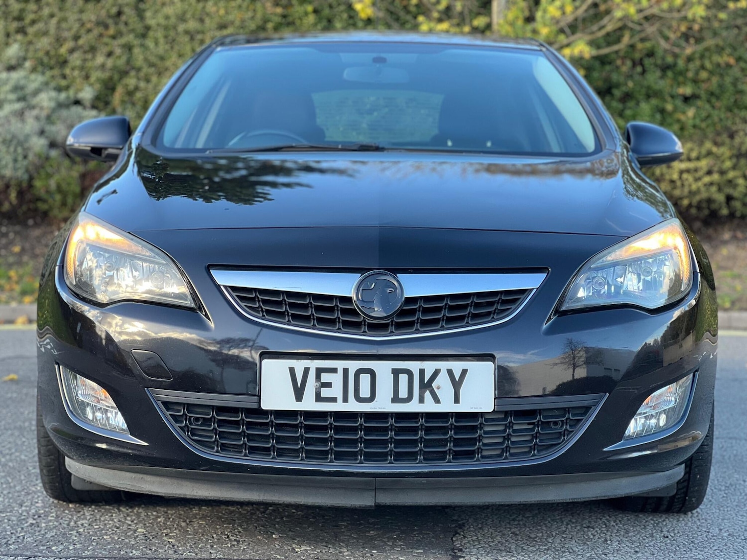 Used Vauxhall Astra 2010 for sale - 76371614: Photo 2