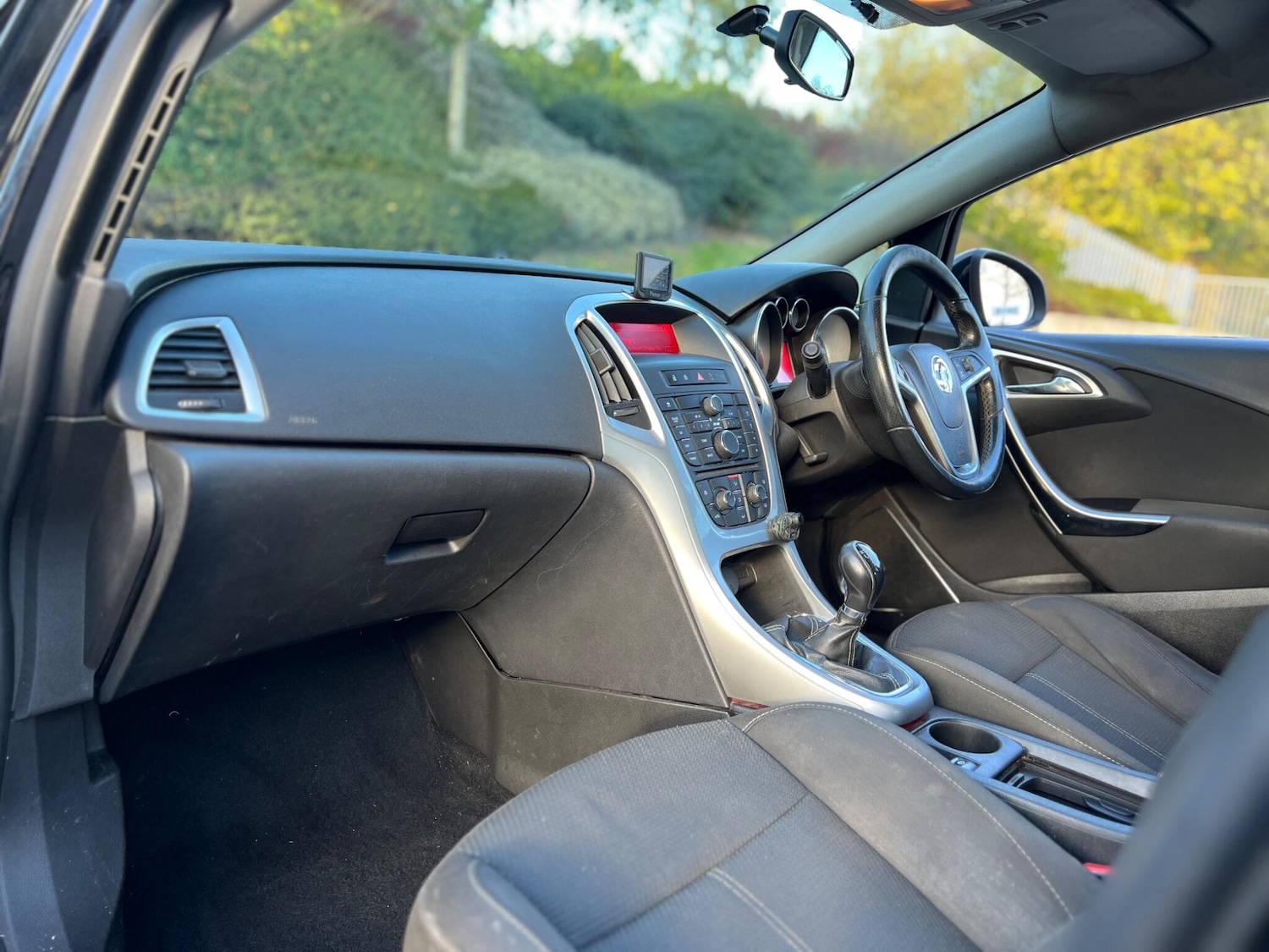 Used Vauxhall Astra 2010 for sale - 76371614: Photo 4