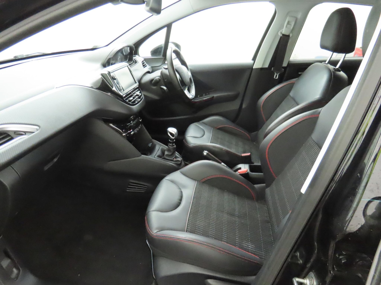 Used Peugeot 208 2019 for sale - 77524002: Photo 4