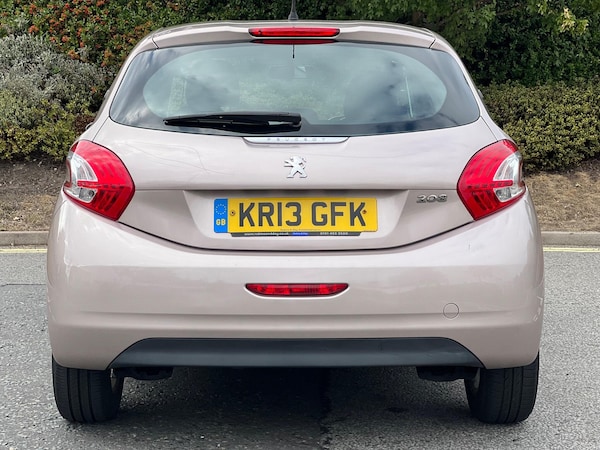 Used Peugeot 208 2013 for sale - 75519318: Photo 10
