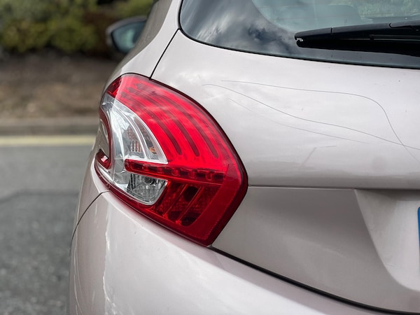 Used Peugeot 208 2013 for sale - 75519318: Photo 11