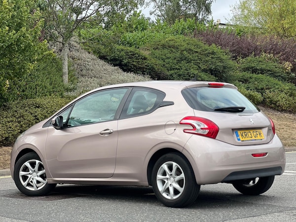 Used Peugeot 208 2013 for sale - 75519318: Photo 12
