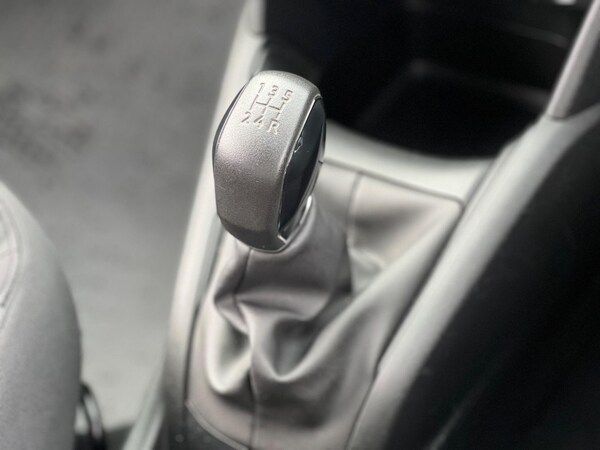 Used Peugeot 208 2013 for sale - 75519318: Photo 25