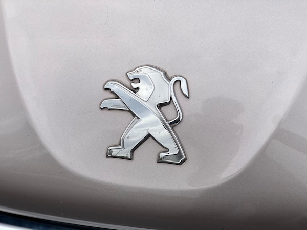 Used Peugeot 208 2013 for sale - 75519318: Photo 28