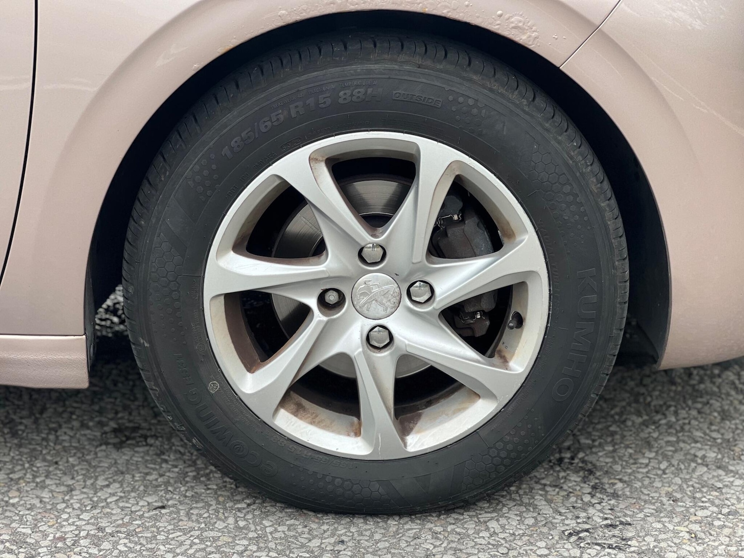 Vehicle 30