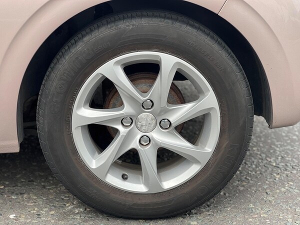 Used Peugeot 208 2013 for sale - 75519318: Photo 33