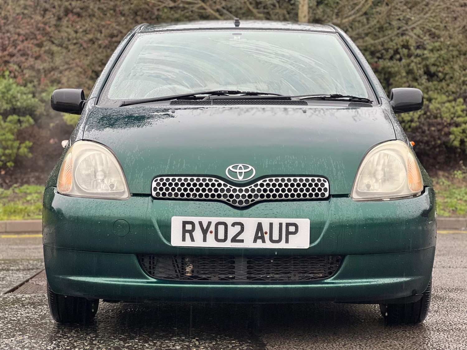 Used Toyota Yaris 2002 for sale - 77215018: Photo 2
