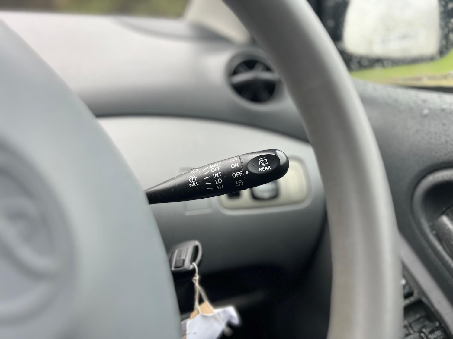 Used Toyota Yaris 2002 for sale - 77215018: Photo 21