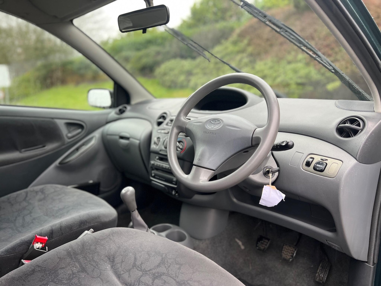 Used Toyota Yaris 2002 for sale - 77215018: Photo 6