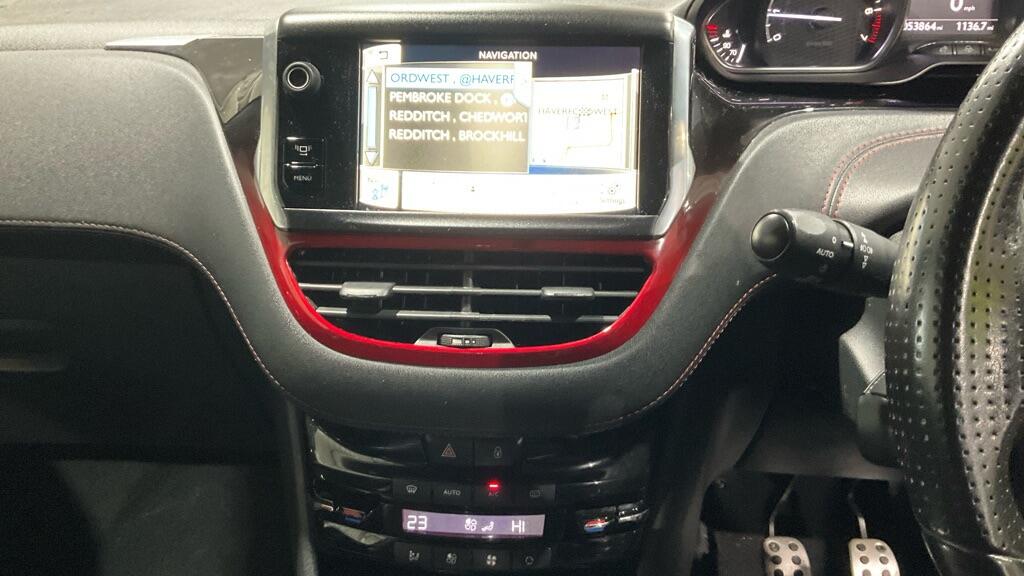 Used Peugeot 208 2013 for sale - 77395796: Photo 4